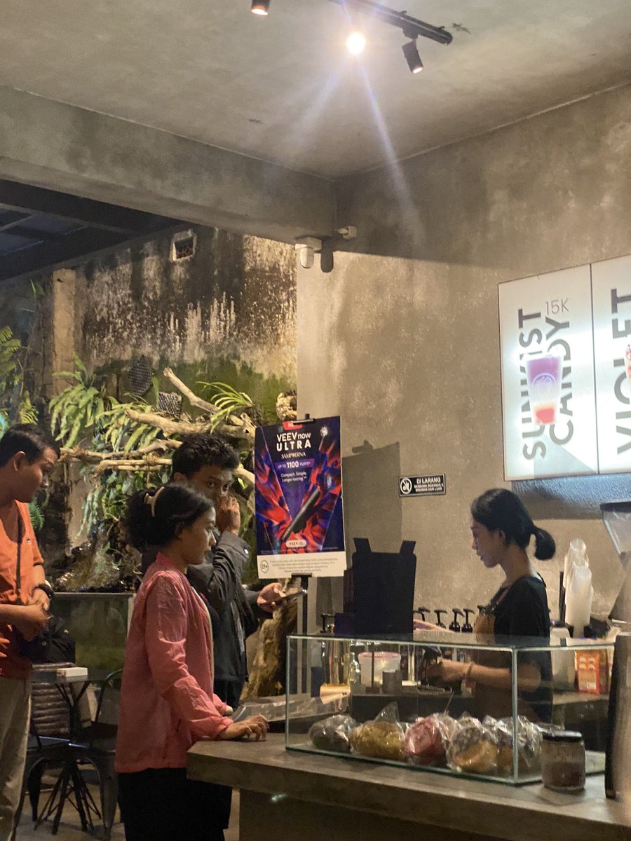 Enak tibake melok bajra pacaran