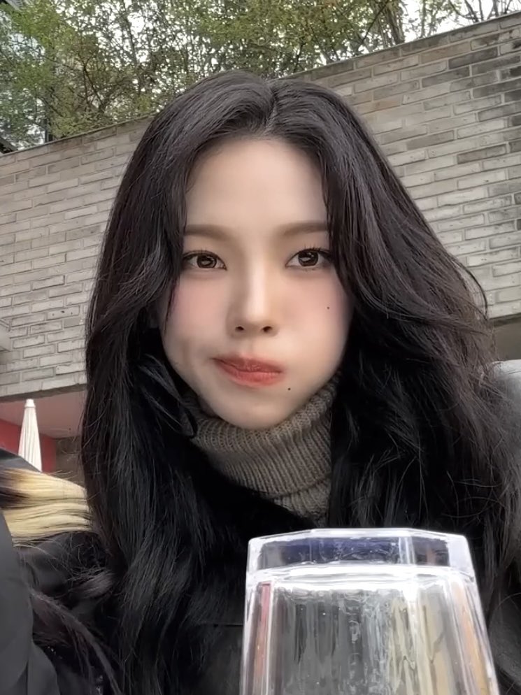 ໊ (@karinainmood) on Twitter photo 