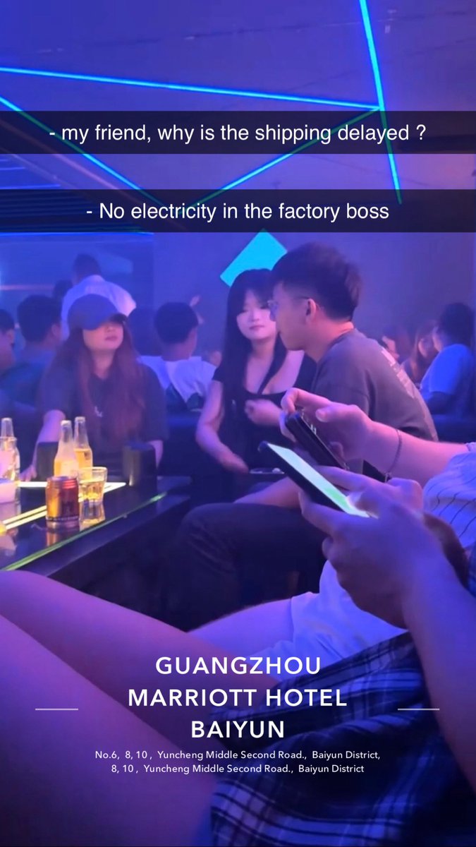 « La contrefaçon finance le terrorisme »

(l’agent qui pose des carrés avec l’argent des maillots du PSG)