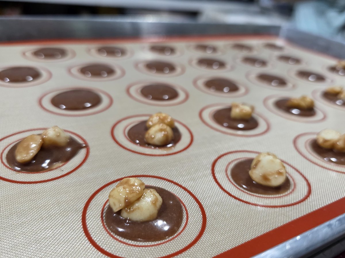 Macadamia cocao crisp ^^ เจ้เราทำ เก่งจุง