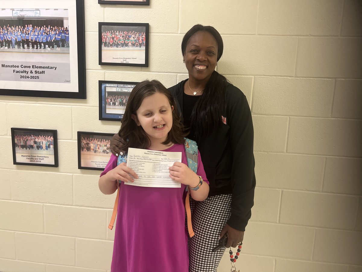 We are so proud of our students who earned a positive referral today!
Thank you for showing kindness, responsibility, and great leadership. Keep up the amazing work!