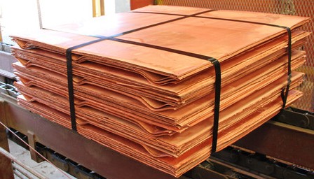 Cochilco informó:
Bolsa Metales de Londres
Lunes 01 de diciembre de 2025:
US$ 5,125 la libra (US$ 11.299,0 la tonelada).
Variación diaria: 2,68%.
Promedio 2025: US$ 4,43 la libra.