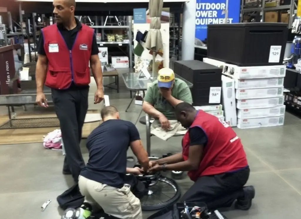 fopminui's tweet image. &quot;In 1971, I stepped on a land mine in Vietnam and lost both legs above the knee.

For the past two years, I have been waiting to receive a new wheelchair from the Veterans Administration. In addition, I have been told that I am not entitled to a spare wheelchair.

On the evening…