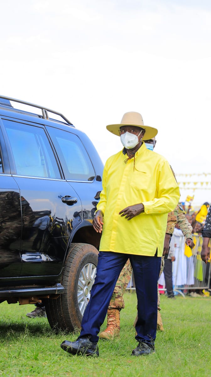 #ProtectingTheGains Mbarara has spoken alot of Gains. People of Mbarara has made mama <a href="/JanetMuseveni/">Janet K Museveni</a> and Mzee <a href="/KagutaMuseveni/">Yoweri K Museveni</a> proud.  Thank you <a href="/KatwirePolly/">Katwire polly</a> <a href="/KagutaNzeire/">𝐍𝐳𝐚𝐢𝐫𝐞 𝐒𝐞𝐝𝐫𝐚𝐜𝐤 𝐊𝐚𝐠𝐮𝐭𝐚</a> <a href="/BruceMugis/">Ainomugisha Bruce</a> <a href="/MusaTukwatanise/">Tukwatanise Musa</a> for protecting the Gains.
