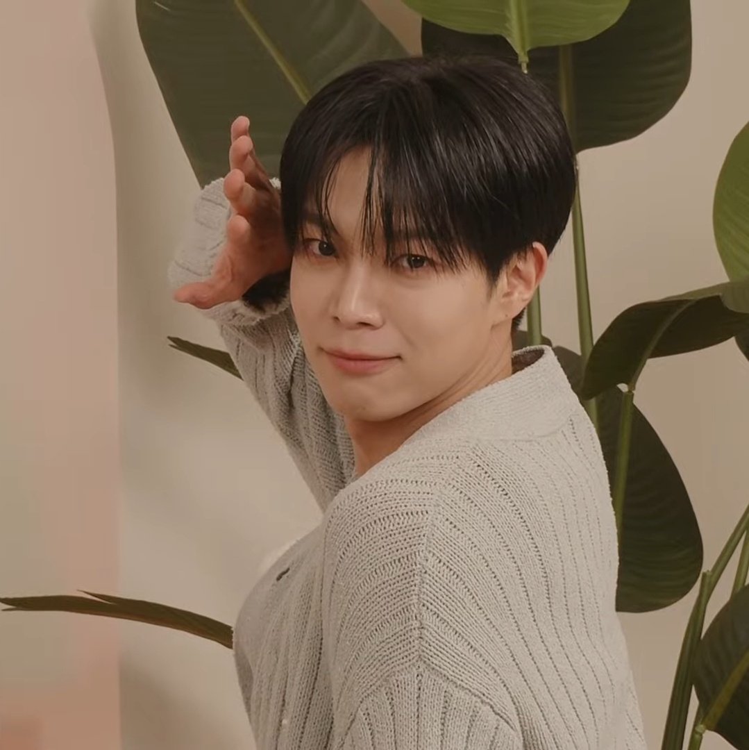 9yehye0n's tweet photo. 🐝
#DONGHEON #동헌 
#VERIVERY #베리베리 https://t.co/YhdZVWKuhn