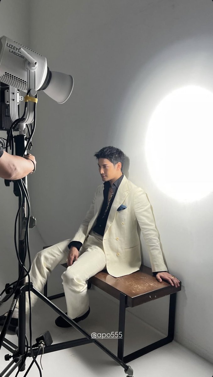 EspressoMileApo's tweet image. อาโปหล่อมากกกกกกกกกกกก กุจะบ้าแล้ว
ว่าแต่ถ่ายไรน้อออออออออออออ 👀