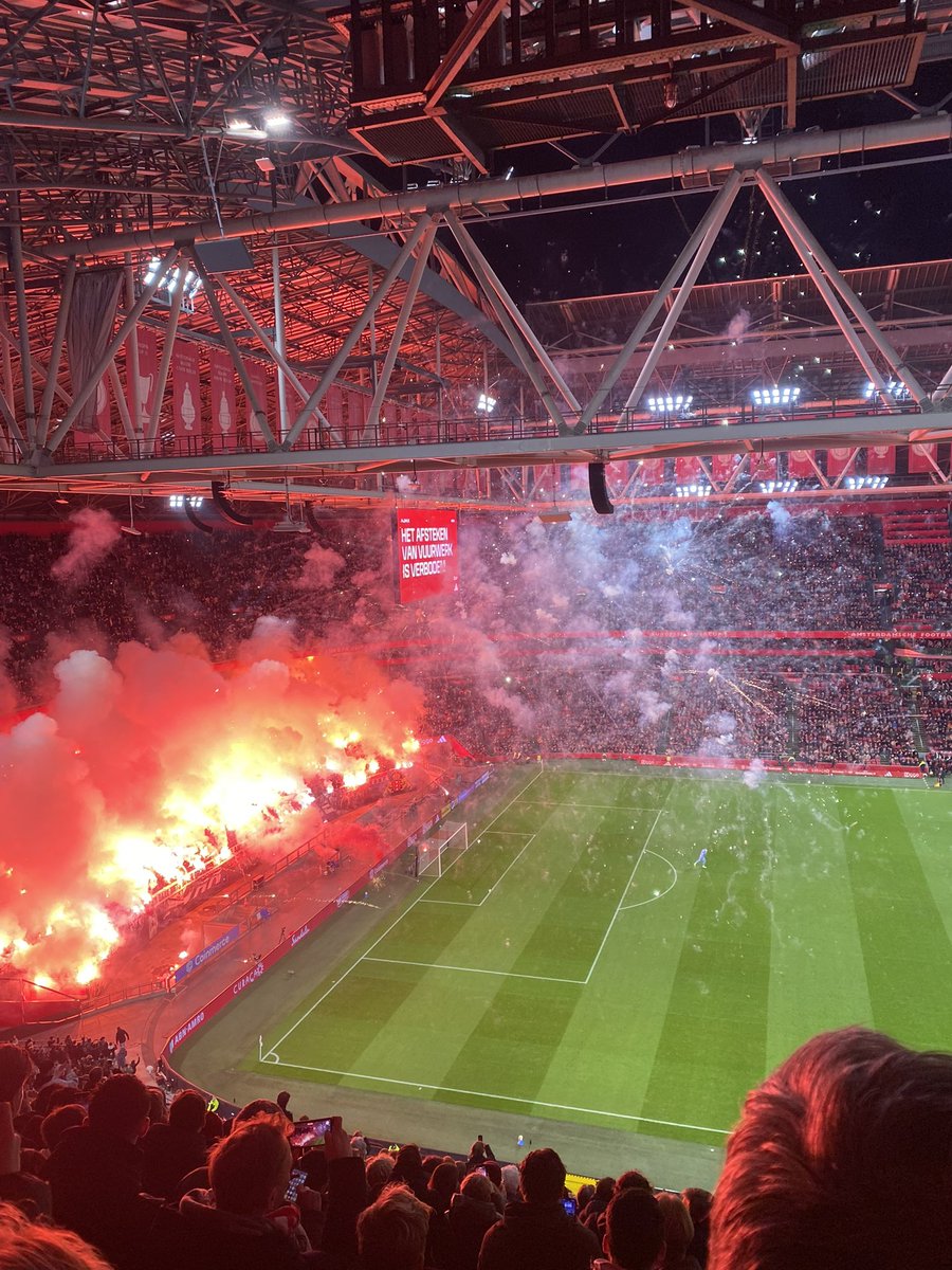 dano_0902's tweet photo. mijn club https://t.co/LMginYVr7x