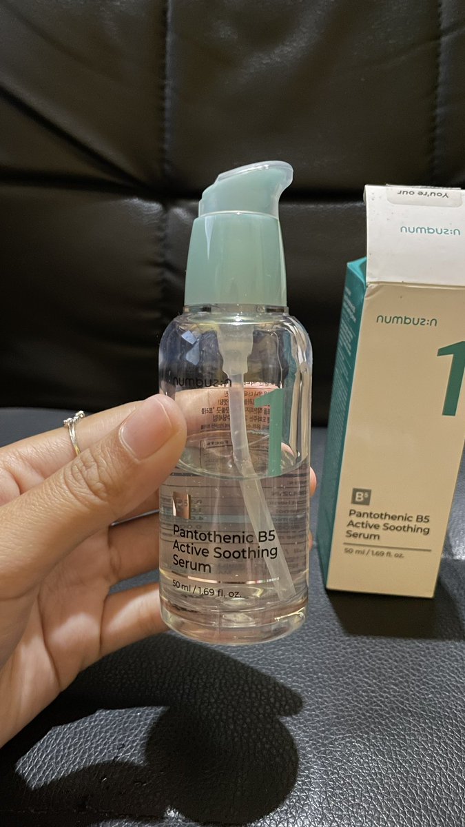mauvfa's tweet photo. PRELOVED Numbuzin No.1 Pantothenic B5 Active Soothing Serum

Wts serum numbuzin no 1

💰150. 000 nego tipis
📍Soloraya, jateng
📦 Free packing aman

❕Exp 2027 - 12 - 16 ❕
Isinya cek foto, dijamin ori, serum kulit berjerawat https://t.co/HUghJVv5b2