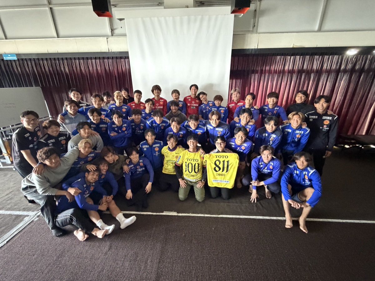 futoooooy's tweet photo. 1年間ありがとうございました
#ギラヴァンツ北九州 https://t.co/xhgcsxtczs