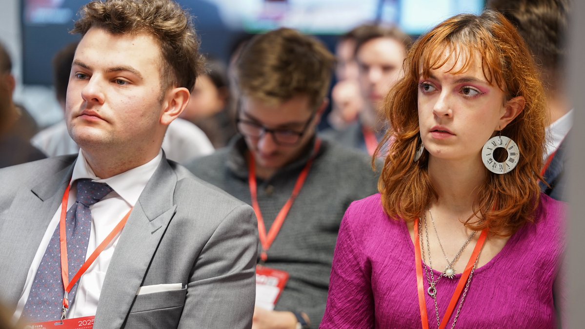 <a href="/LaszloAndorEU/">László Andor</a> <a href="/FES_FoW/">FES Future of Work</a> <a href="/RennerInstitut/">Karl-Renner-Institut</a> <a href="/EteronorgEn/">Eteron Institute (english)</a> <a href="/FAE_pl/">Fund. Amicus Europae</a> <a href="/ireneuszbil/">Ireneusz Bil</a> <a href="/AnneVanLancker/">Anne Van Lancker</a> <a href="/Solidar_EU/">SOLIDAR & SOLIDAR Foundation</a> <a href="/MPereiraJoao/">João Martins Pereira</a> <a href="/YESocialists/">Young European Socialists</a> At FEPS' Annual Autumn Academy #FEPSAAA, the panel "#Enlargement: a promise and a prospect to fulfil it"

With:
🔺Sascha Obrecht, <a href="/stobrecht/">Sascha Obrecht</a> Director, <a href="/RennerInstitut/">Karl-Renner-Institut</a>
🔺Andreas Schieder <a href="/SCHIEDER/">Andreas Schieder</a>, S&amp;D MEP, Chair of SPÖ Delegation to the EP and Chair of #NextLeft
🔺<a href="/LaszloAndorEU/">László Andor</a>,