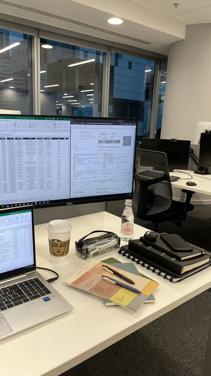 ExcelAr22's tweet photo. مديري في العمل سألني عن مستوايا في الاكسيل ولما عرف اني ما بعرف الا الاساسيات اعطاني خطة عالمية في اتقان الاكسيل لاي موظف يبي يصير رقم 1 في عمله.🤯‼️ https://t.co/yBx4Dq2vEt