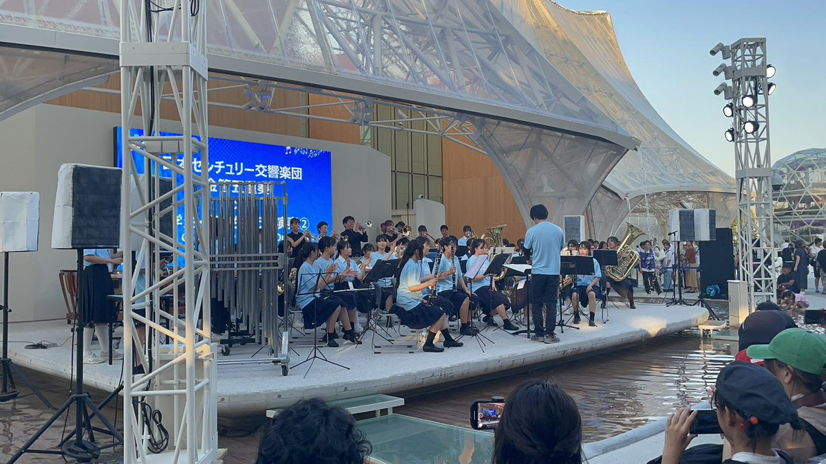 HIGURAN's tweet photo. 🎺 ゆめキタ音楽フェスティバルに出演しました！ 🎺

9月7日（日）、関西・大阪万博会場で開催された
「ゆめキタ音楽フェスティバル」に出演しました🎶

大阪関西万博のステージで、たくさんのお客さまの前で演奏できたことは、忘れられない貴重な経験となりました✨ https://t.co/xxhqvIRCDQ