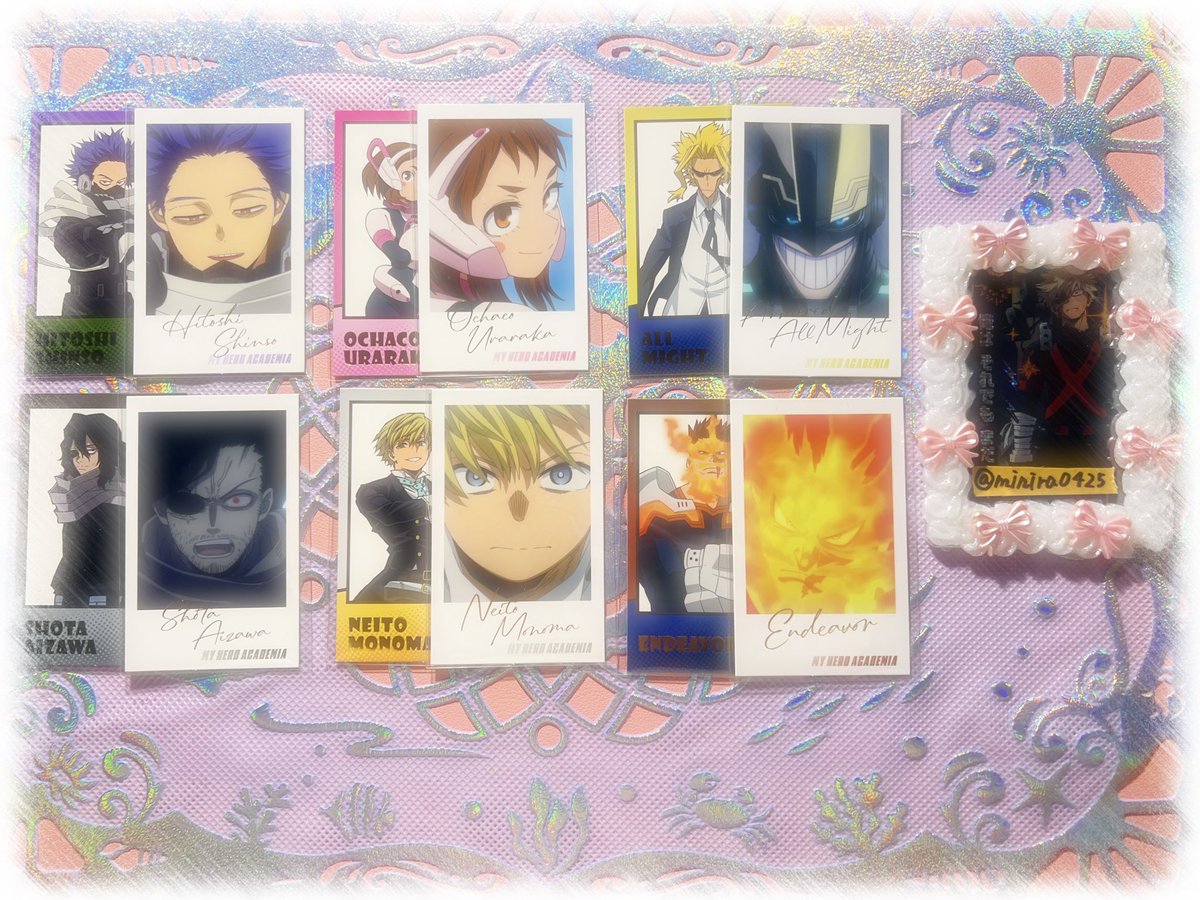 minira0425's tweet photo. 𓊆ྀི交換𓊇ྀི僕のヒーローアカデミア 
             Wフォトカードコレクション

《譲》画像1のもの  
エンデバァー&amp;オールマイトは以前投稿のものと同じ

《求》画像2   求が書いてあるもの【爆豪勝己】

郵送or手渡しの場合名古屋駅のみ
検索からでもお気軽にお声掛けください↬❥ https://t.co/kEOICJYKow