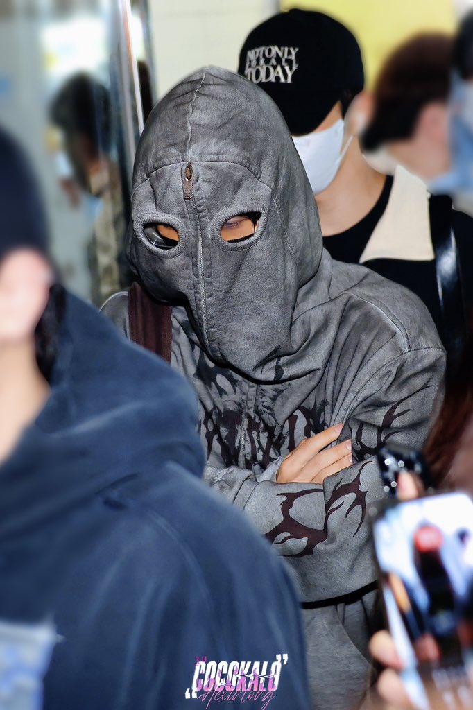 👽❓

#허씬롱 #XINLONG #鑫隆 
#씬롱 #シンロン  #ホーシンロン  
#ALD1