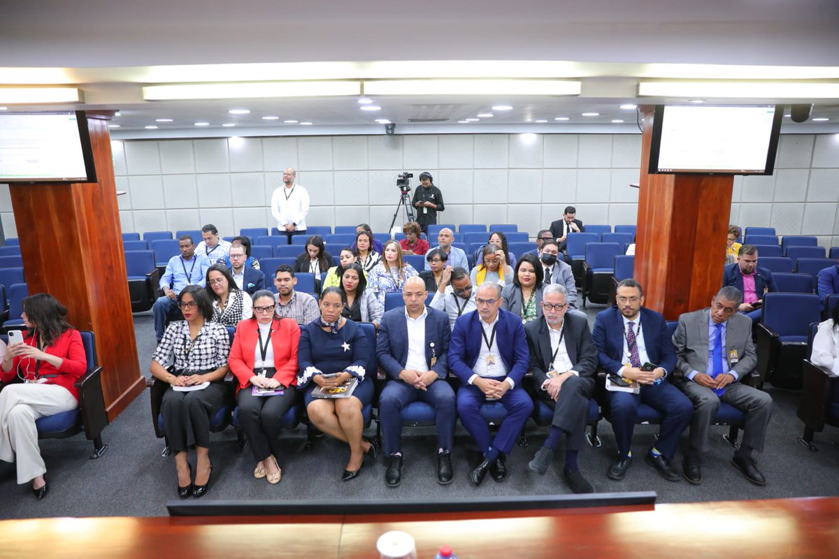 La #JCE, dando cumplimiento a su plan de auditorías internas y como parte de los requisitos de las normas ISO 9001, ISO/TS 54001, ISO/IEC 27001 e ISO 22301, inicia este lunes el segundo ciclo de auditorías internas correspondiente a 2025. La misma se estará realizando hasta el