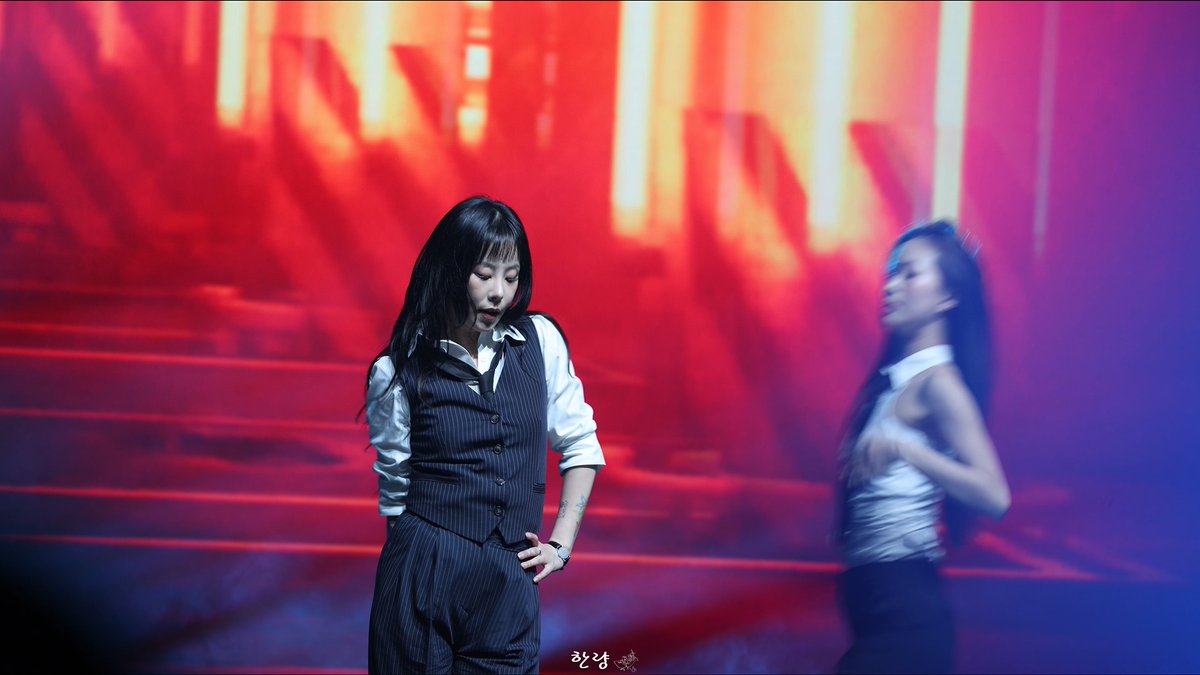 251130 휘인 OWHEECE 마카오 팬콘서트 Dance Medley(Hard, Work, Boss, Follow, Untie, Wannabe) 직캠

youtu.be/idqw28D80mM

#휘인 #WheeIn #마마무 #MAMAMOO