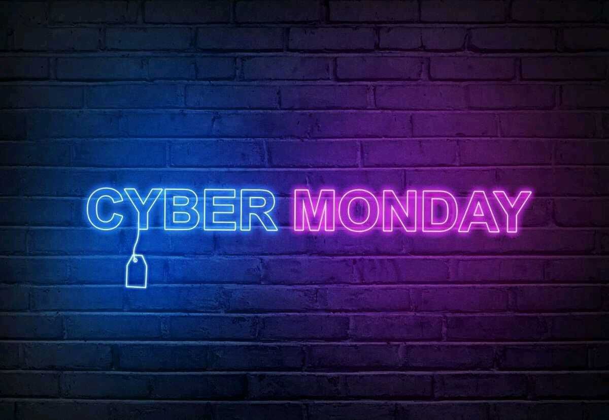 CathyAvon225's tweet image. #CyberMonday
You will want to find the best deals. Make your list early and stick to it. Check with your favorite shop&apos;s social media feed for the best deals. Be safe while shopping online. Grab your computer and take advantage of those online deals.
🖥️ 💻 
#love #onlineshopping