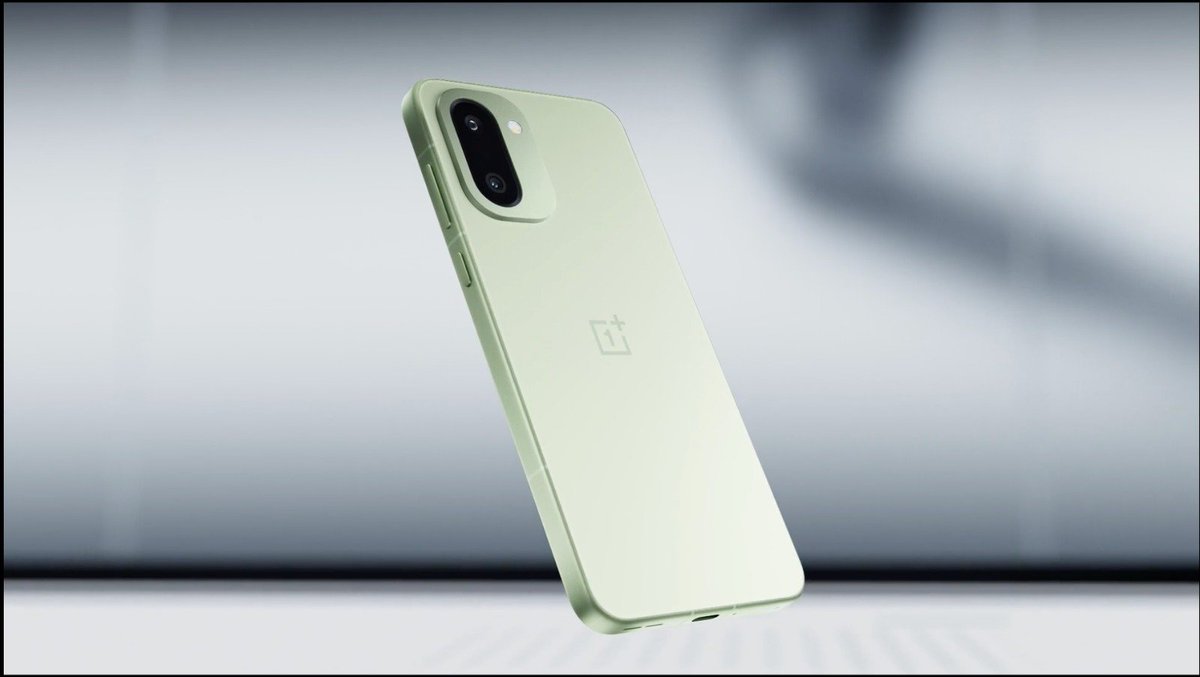 stufflistings's tweet image. OnePlus has revealed more key details of the OnePlus 15R

- First, it will feature the new DetailMax Engine, meaning it&apos;ll feature the same computational photography algo as the one on the OnePlus 15
- ⁠ Ultra Clear Mode, Clear Burst, Clear Night Engine
- ⁠Triple chip…