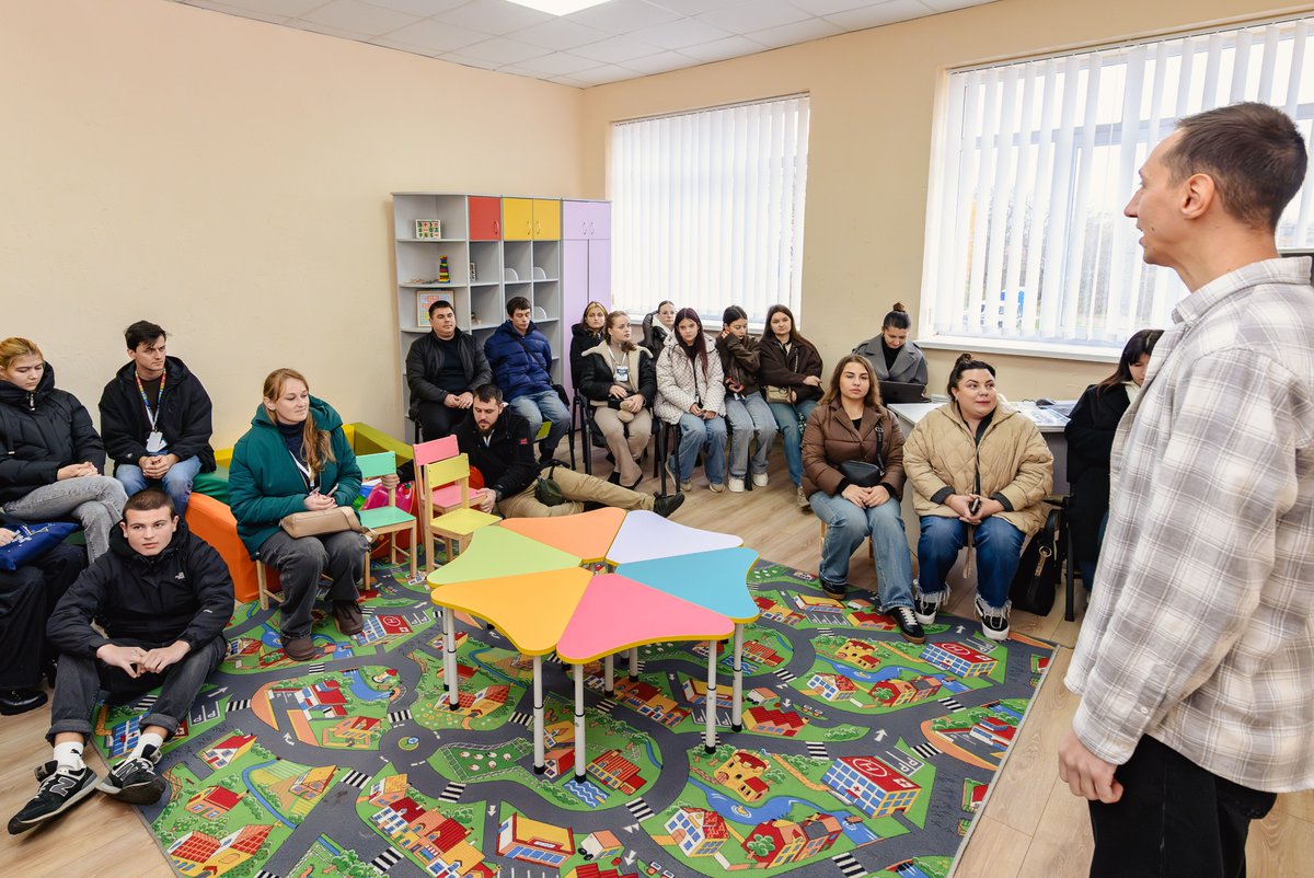 🔎 The final stage of “ENABLE” programme is complete. Youth councils from across Ukraine explored best practices in Chernivtsi Oblast to strengthen participation and amplify young people’s voices in their communities, powered by <a href="/UNDP/">UN Development</a> 🇺🇳 and Denmark 🇩🇰.