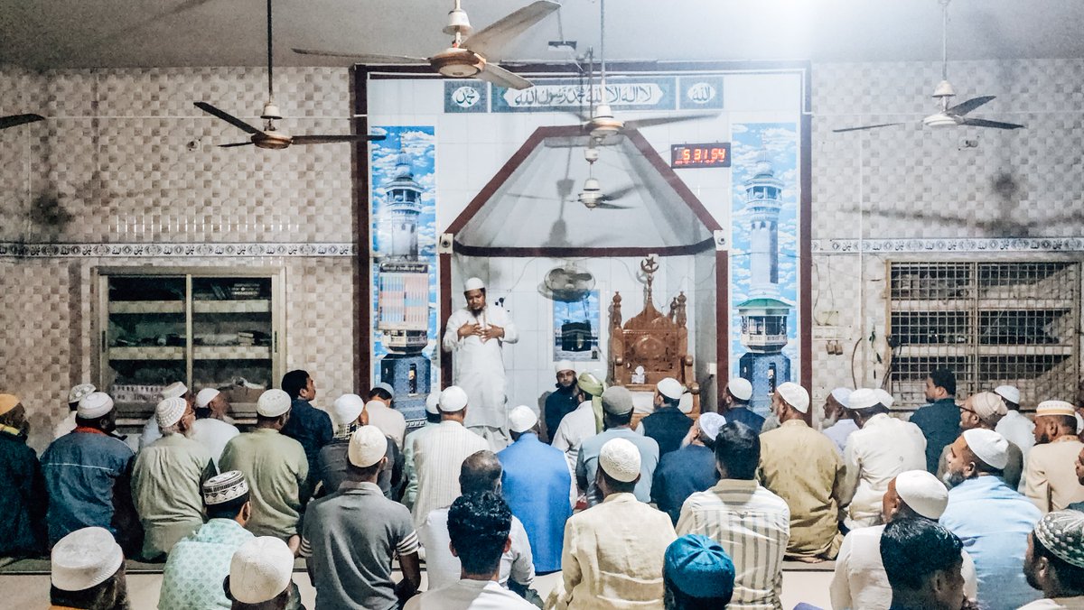 AbdulZabbarBd's tweet image. কুতুবপুরের মাহমুদপুর করিম মার্কেট মসজিদে মাগরিবের নামাজের পর মুসল্লিদের সাথে মতবিনিময় করছেন জামায়াতে ইসলামী মনোনীত এমপি প্রার্থী মাওলানা আবদুল জব্বার।

#AdminPost
#abdul_zabbar
#naryangonj4
#vote_for_abdulzabbar 
#VoteForDaripalla 
#চলো_একসাথে_গড়ি_বাংলাদেশ