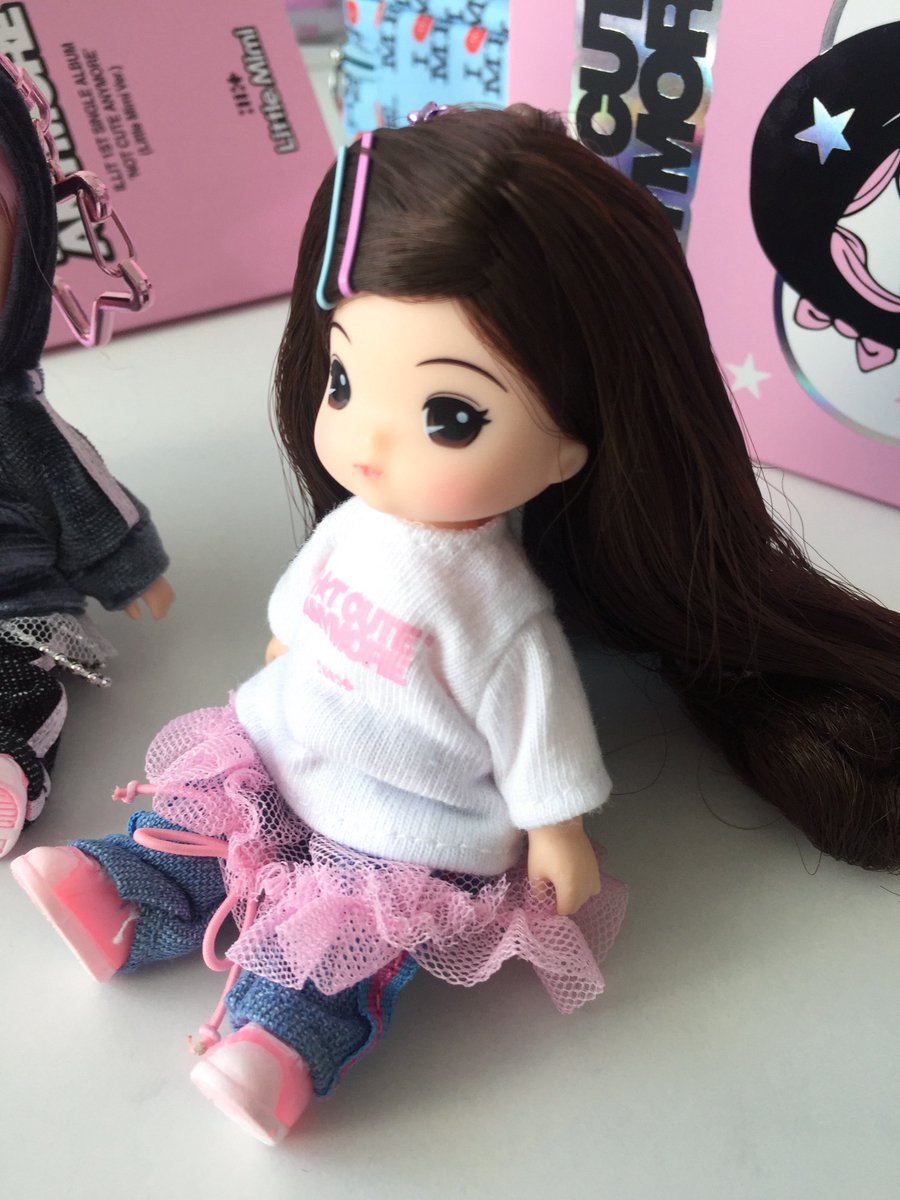 luzrosadafairy's tweet image. I'm not cute anymore ho ~~ 👩🏻‍❤️‍💋‍👩🏼 🧶