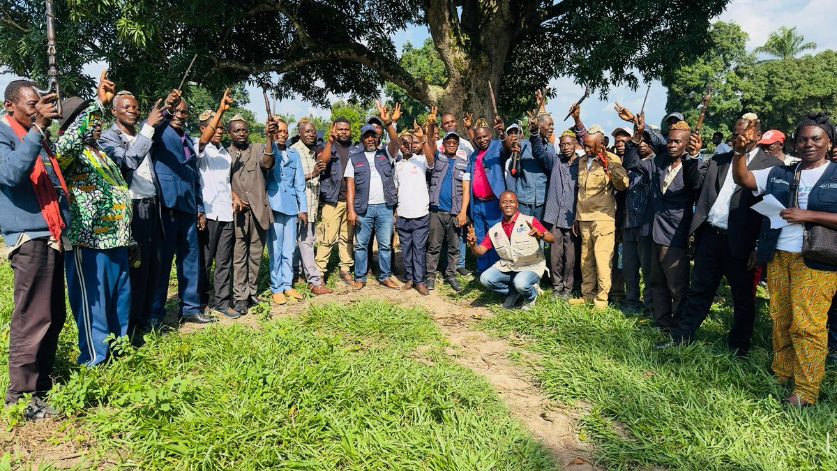 Aujourd’hui, la RDC 🇨🇩 a déclaré terminée la 16ème épidémie de la maladie à virus #Ebola après 42 jours sans nouveau cas. <a href="/WHO/">World Health Organization (WHO)</a> est fière d’avoir soutenu la riposte &amp; de laisser derrière des systèmes renforcés qui continueront à protéger les communautés.

🔗afro.who.int/countries/demo…