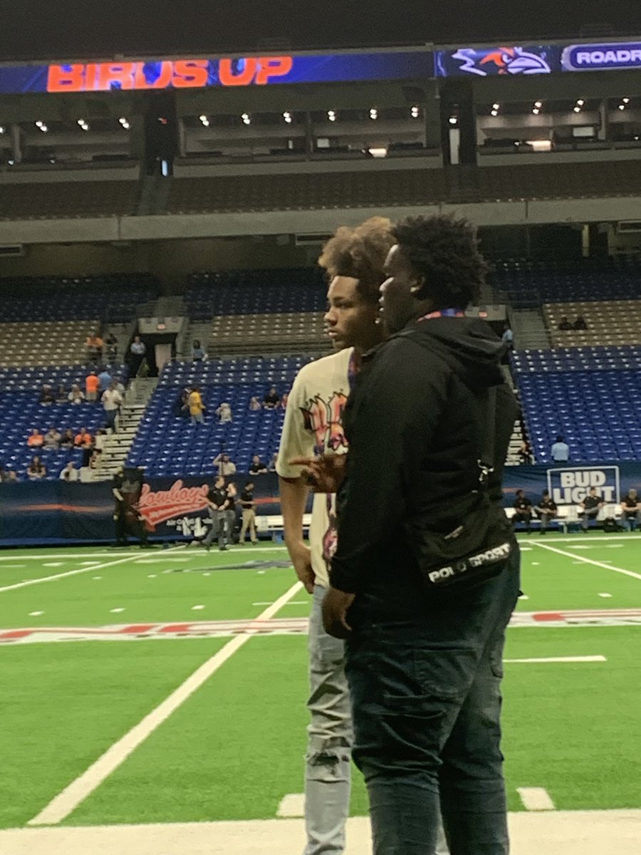 jamon sanders 3 ⭐️ tweet media