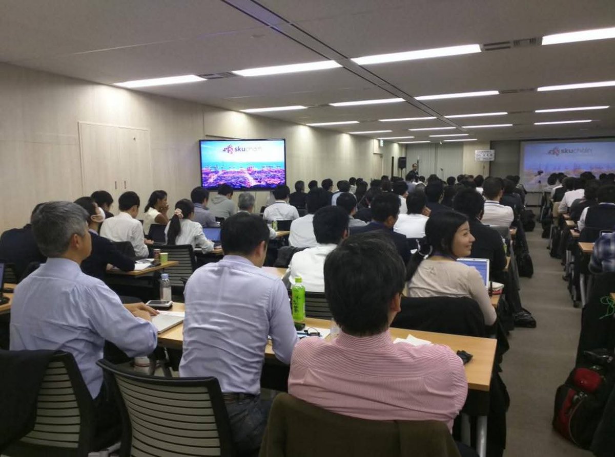 Ochetheboys001's tweet image. Gmove ⚡️ ⚡️ 
Argue till eternity, the visibility of  decentralization is very clear, and it&apos;s ready to push out every centrailze system
#DecentralizedData @movementlabsxyz @movementNG1