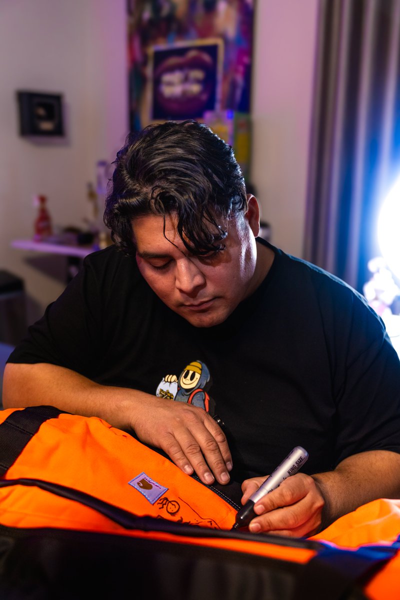 The_Dopest_Shop's tweet image. NEW GIVEAWAY.   Custom Carhartt signed duffle filled with The Dopest product &amp;amp; gear. This will run on here and our site: 
-Earn 1 point for every $1 spent 
-Bonus entries to repost this tweet
-Ends Sunday Dec 7 11:59pm. 
*must be 21 to enter. No purchase necessary to enter.