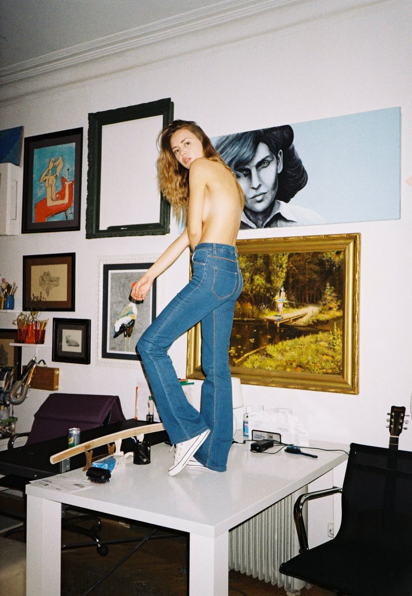 darklunni's tweet image. Art is therapy