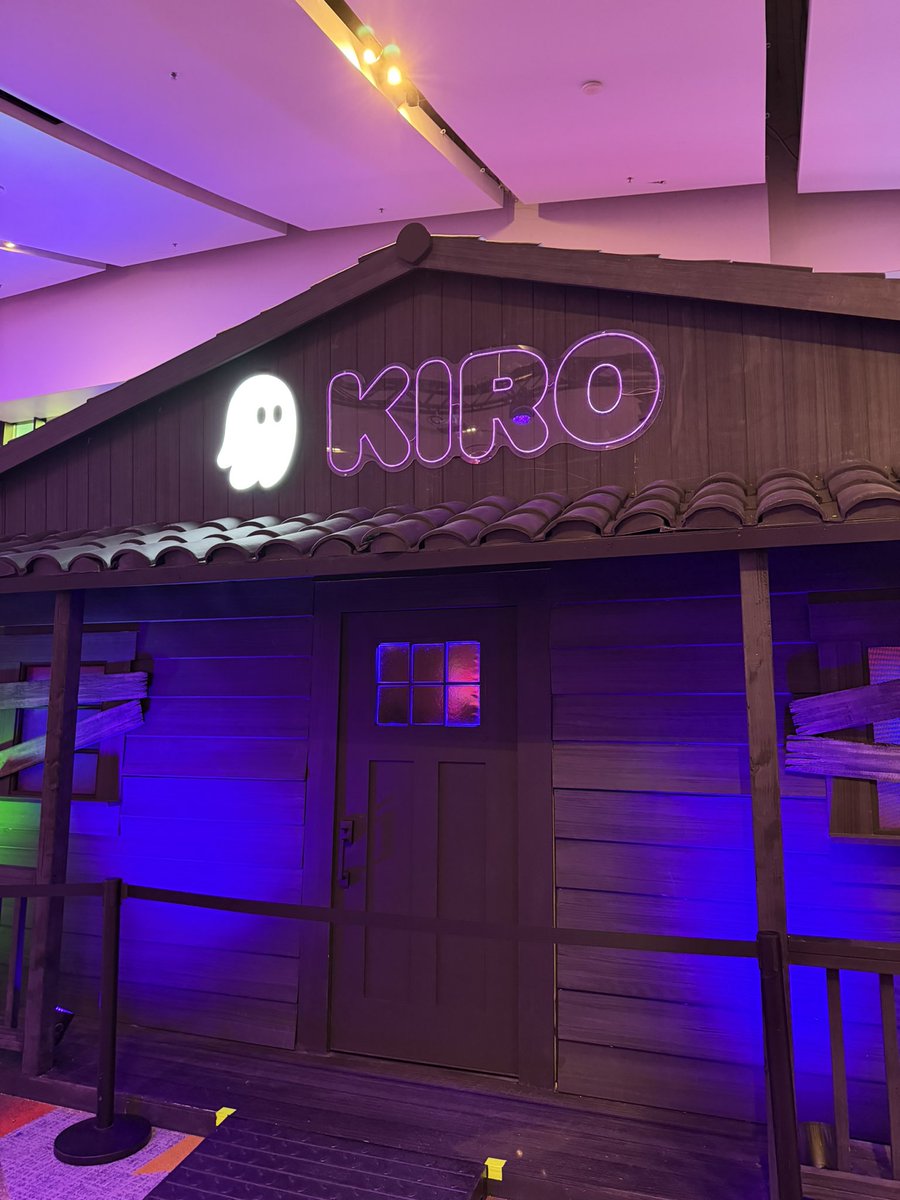 kissmint3395's tweet image. 会場広過ぎて迷子になりそう🥺 #AWSreInvent