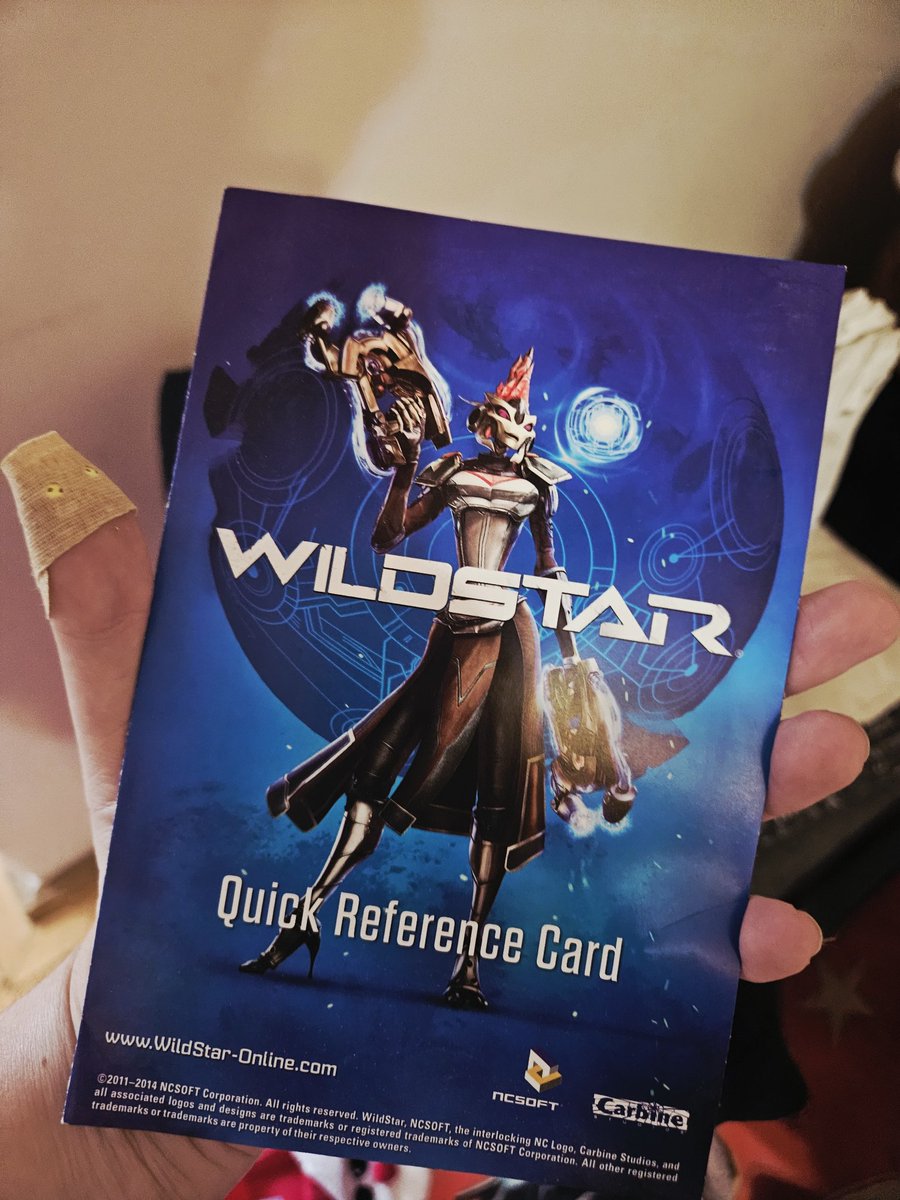 Lillymara's tweet photo. Found this today and now I'm upset lol

#Wildstar https://t.co/fS8b6i5g7Z