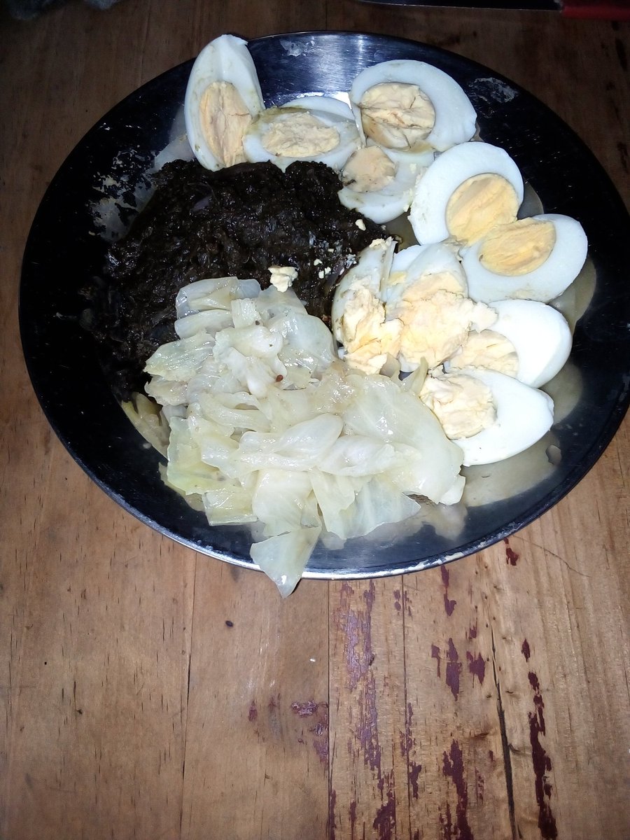 oriigginal's tweet photo. @coookwithchris Also,

Adding probiotics in your meals will greatly improve the gut bacteria and digestion in general.

Probiotics such as fermented porridge and sauerkraut are a great inclusion to any meal. https://t.co/iT44RRe6PI