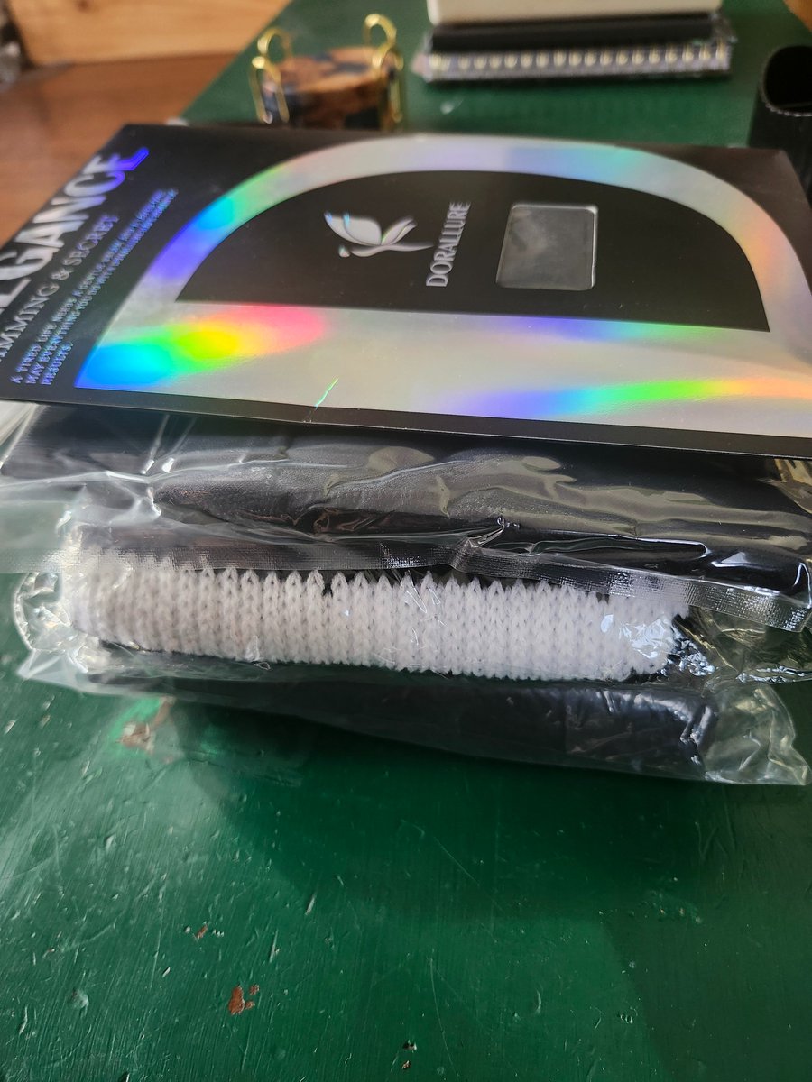 Wow! What a nice surprise 🥰. Christmas came early thanks to N.A. 

Reach out N.A. and I'll be sure to send you some pictures in the outfits you bought ❤️

Thanks babe! 💋