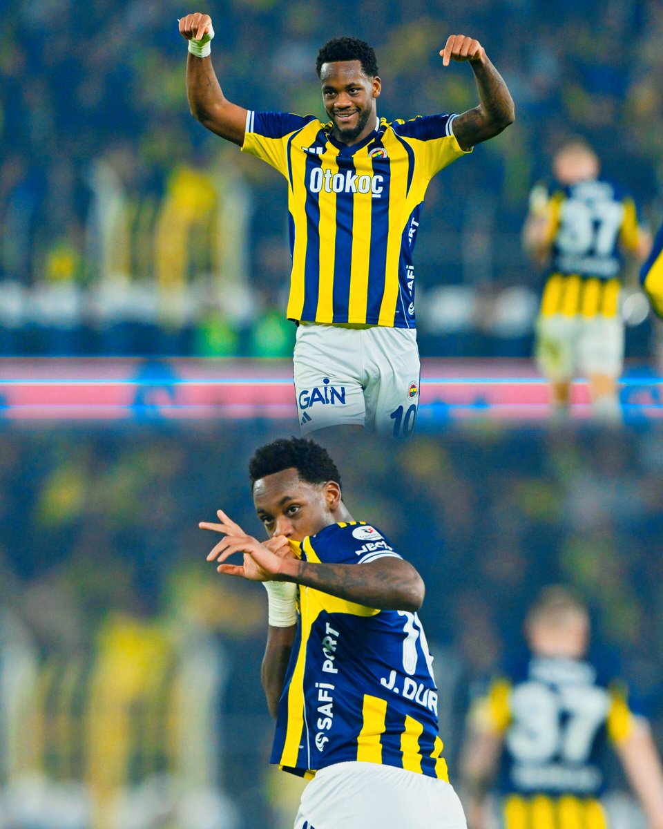 Önce beşiktaş’a koydu sonra galatasaray’a koyup namağlup ünvanımızı korudu. Fenerbahçe’nin forveti ektedir.