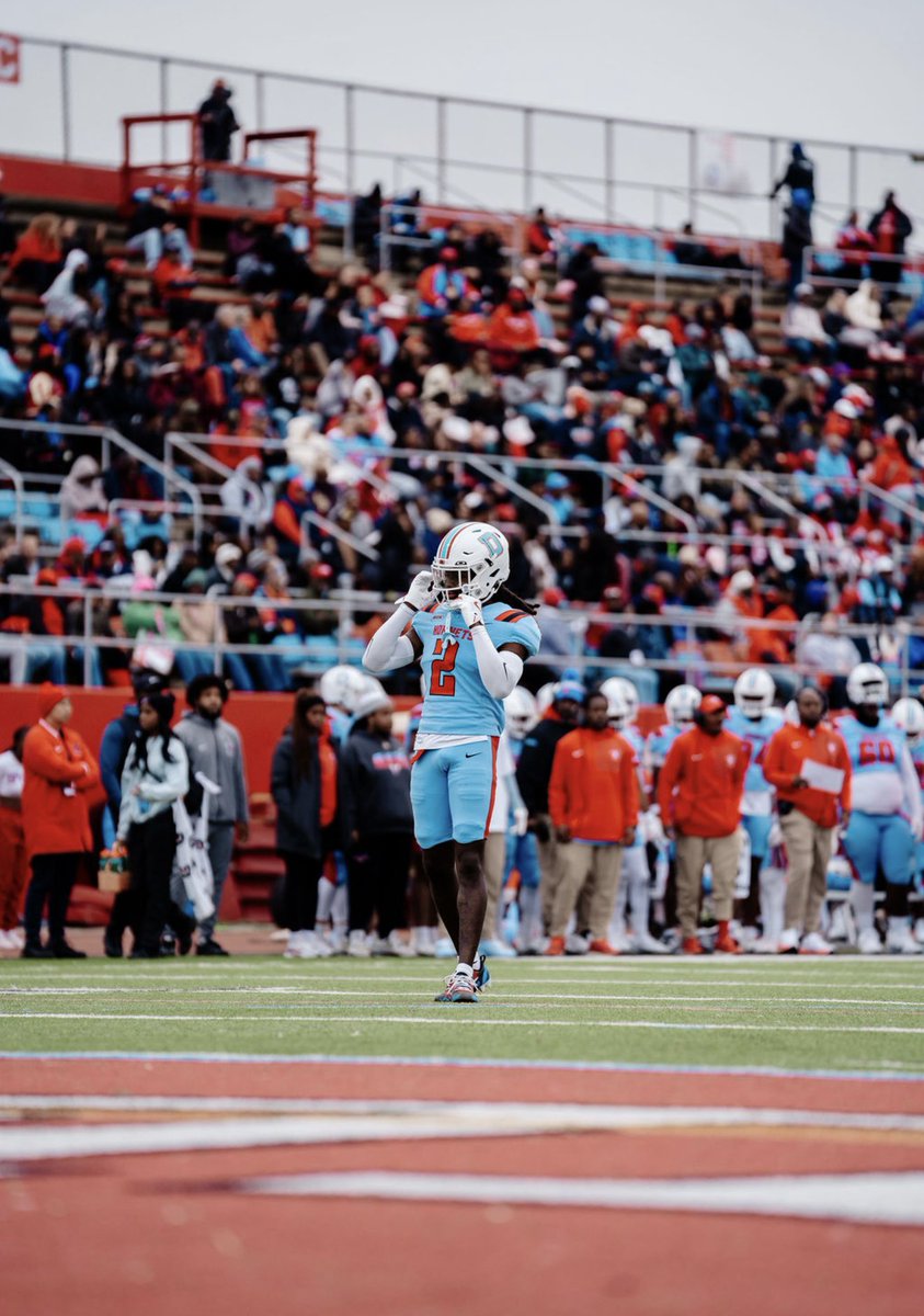 Wayne Favors III🦍 tweet media