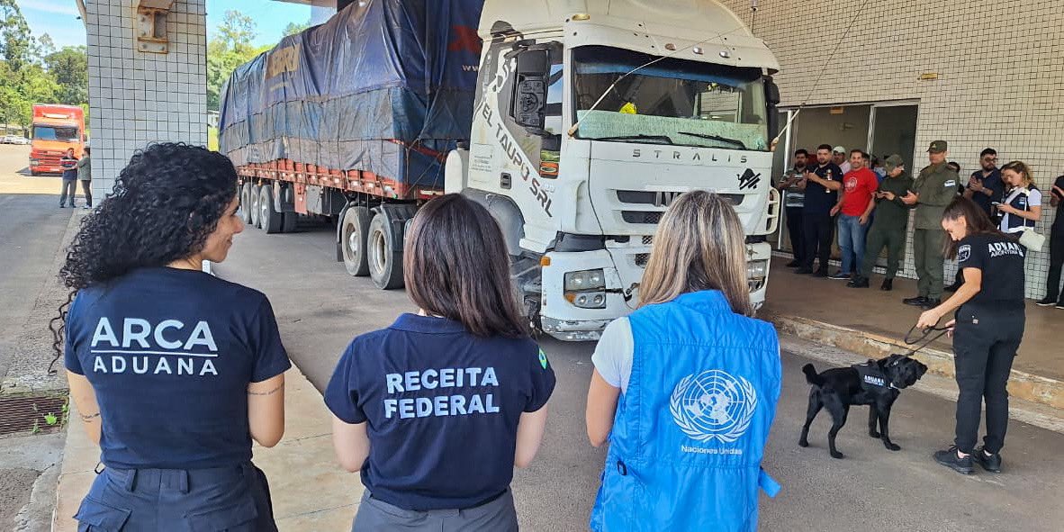 UNODCROCOL's tweet image. #Argentina 🇦🇷| Junto a @ARCA_informa realizamos el 2do “Taller teórico-práctico en frontera para el desmantelamiento de tráficos ilícitos asociados a estructuras criminales en la Región Noreste” #NEA en Misiones, con apoyo de @ItalyMFA_int 🇮🇹. 

#AlertFrontera #CrimenOrganizado