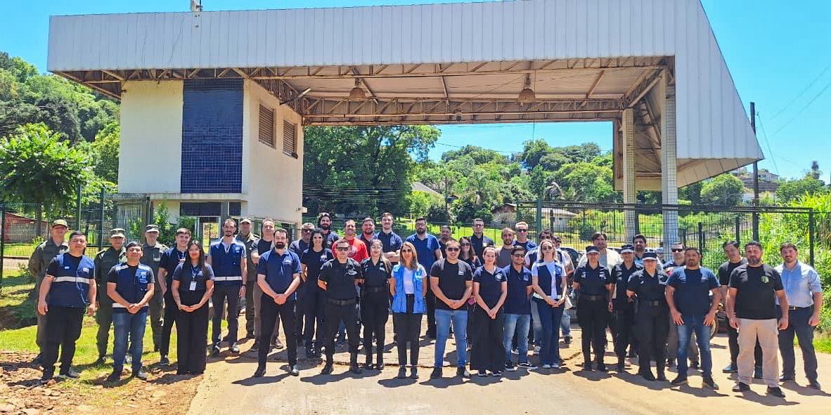 UNODCROCOL's tweet image. #Argentina 🇦🇷| Junto a @ARCA_informa realizamos el 2do “Taller teórico-práctico en frontera para el desmantelamiento de tráficos ilícitos asociados a estructuras criminales en la Región Noreste” #NEA en Misiones, con apoyo de @ItalyMFA_int 🇮🇹. 

#AlertFrontera #CrimenOrganizado