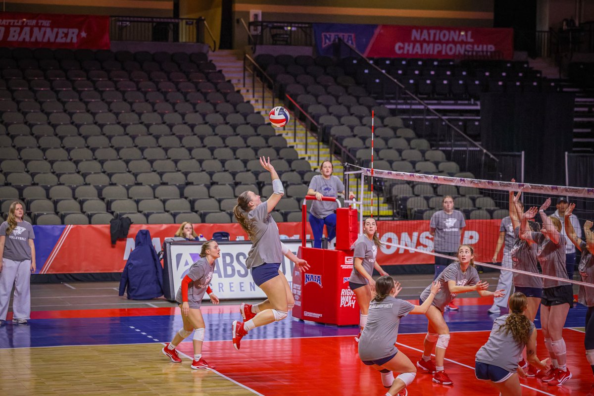 UCPatriotsVB's tweet photo. The Patriots have arrived in Sioux City, IA 🌽

#OneBigTeam | #BattleForTheRedBanner https://t.co/WicPeHpg4B