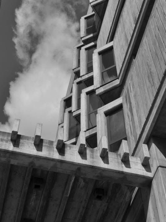 TRES60Blog's tweet image. Detalles se la Sede del Colegio Oficial de Arquitectos de Canarias, 1966–1971. Proyecto de Javier Díaz Llanos, Vicente Saavedra y Enrique Seco.

#arquitectura #arquitecturamoderna #COAGC #JavierDíazLlanos #VicenteSaavedra #EnriqueSeco