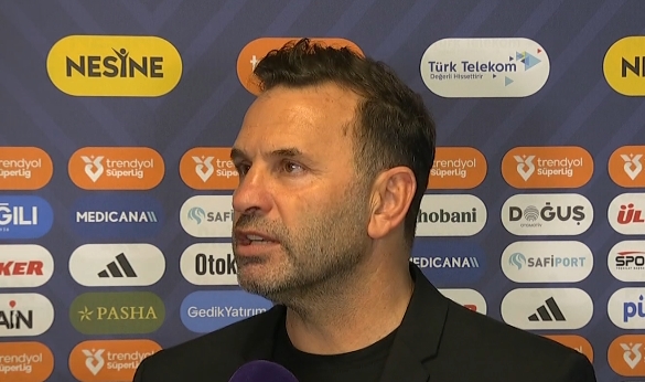 Okan Buruk: "Maçla ilgili değerlendirilecek bir durum yok. Hiç yormayalım! Bugün yaşananları herkes gördü! Kazımcan'ın gözü kör oluyordu, iki oyuncumun ayağı kırılıyordu. Ama kimse unutmasın biz Galatasaray'ız! Buradan özellikle çağrı yapıyorum! Bundan sonra herkese