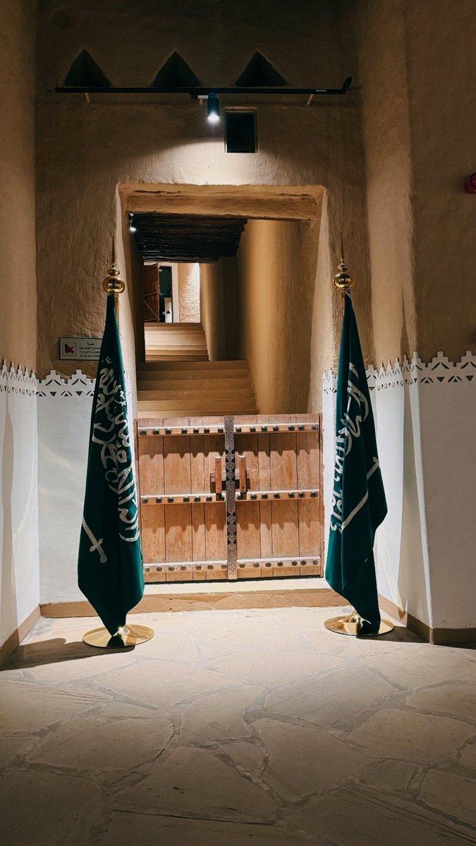 badrcmr's tweet photo. قصر المصمك 🇸🇦 https://t.co/xyEI3HR5Lb