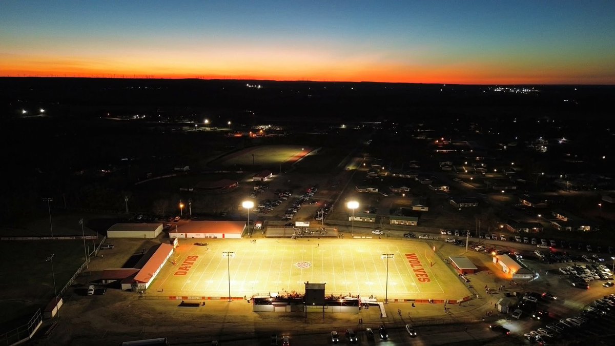 CoachTO4's tweet image. 🐺🔴This place is Special‼️#DavisWolves