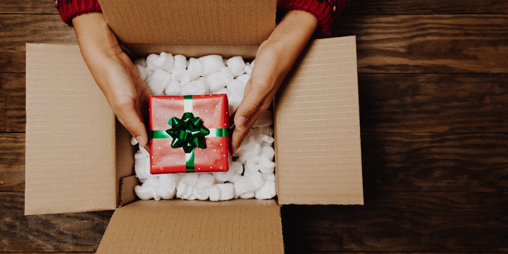 GreatLittleBox's tweet image. Tis the season for giving… and shipping! 🎄📦 Pack your gifts securely so they arrive safe and sound. Link: bit.ly/2JFfF4p #packagingsolutions #shippingsupplies #holidaypackaging