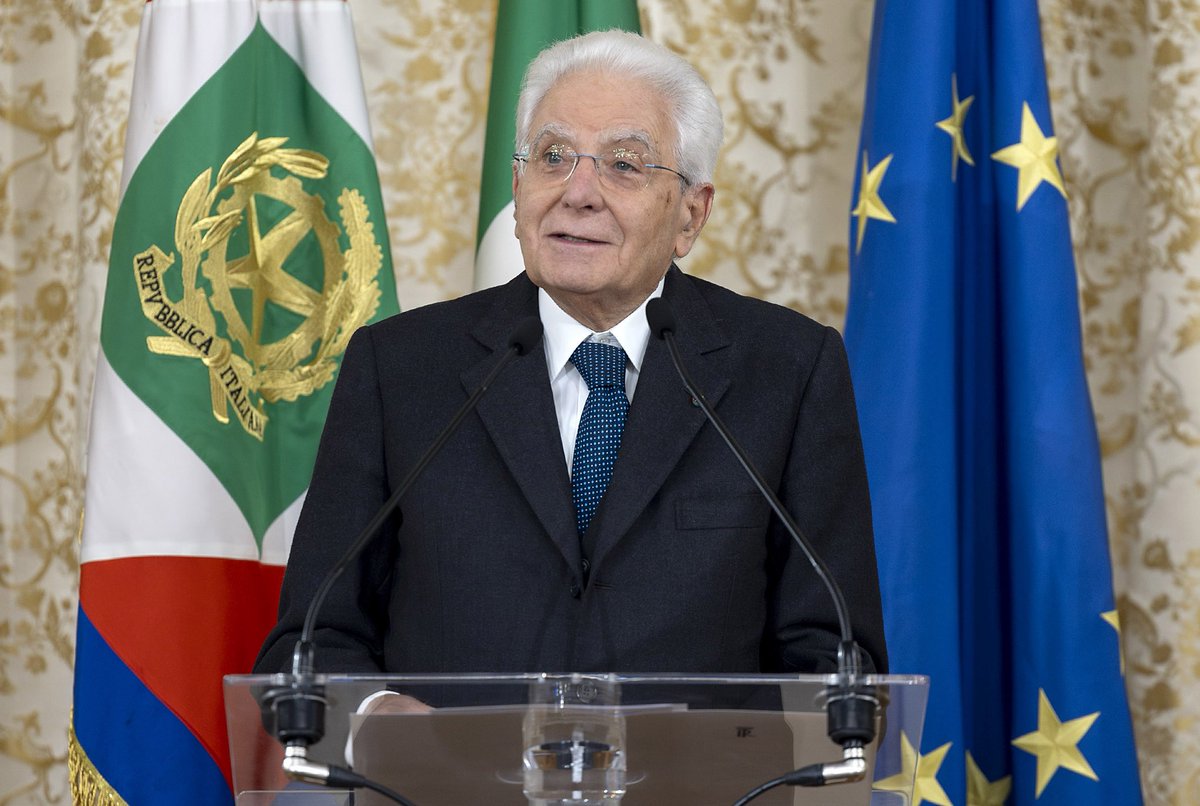 Quirinale's tweet image. Il Presidente  Mattarella ha incontrato al Quirinale i partecipanti al 21° Foro di dialogo Italia-Spagna 🇮🇹 🇪🇸 

Il video: youtu.be/u7AtMDWOTuc?si…