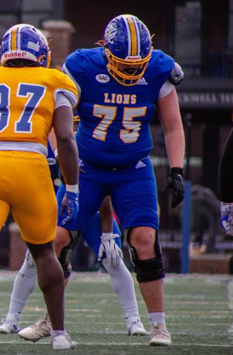 Verbally in the portal as a redshirt freshman with 3 years of eligibility left. Posting film and transfer portal confirmation soon. 

6’4
290
Can play all 5
77.5 inch Wingspan