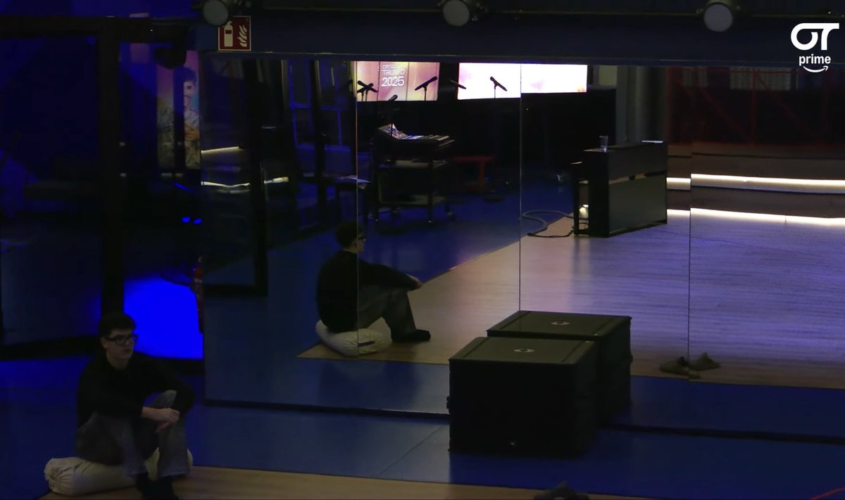cmvictoriaa's tweet photo. 💔 #OTDirecto1D https://t.co/kbgbCy9TCV
