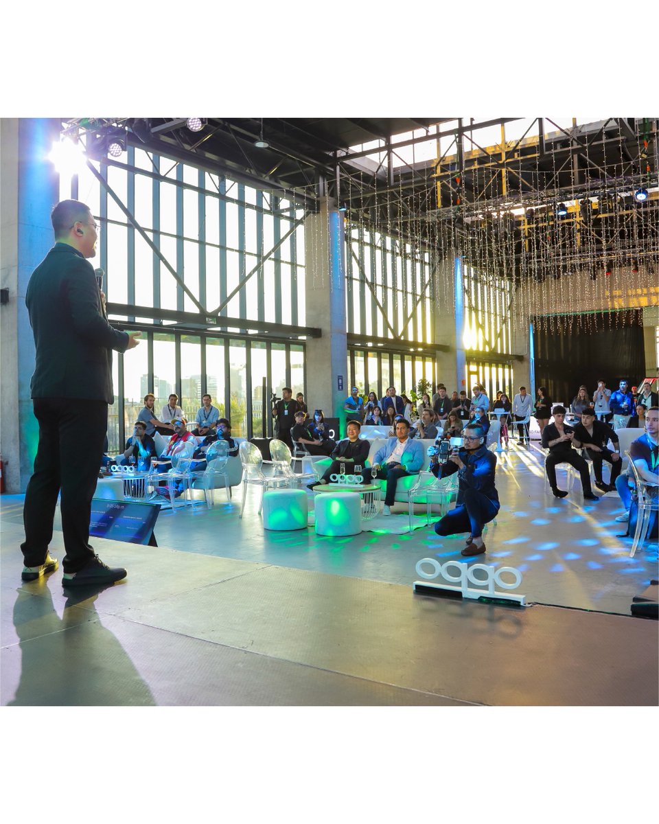 OPPO Chile tweet media