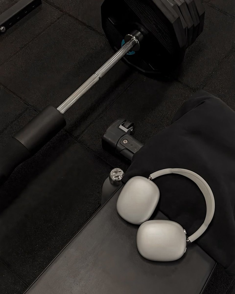 Wiloveart's tweet image. 30 days left. Choose growth every day.