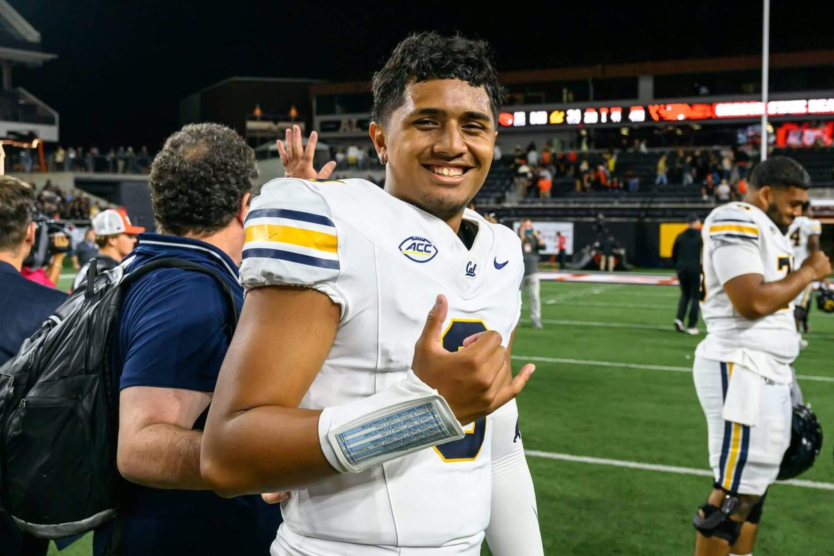 KentuckyHQ's tweet image. Respect our QB1 I’m dead serious